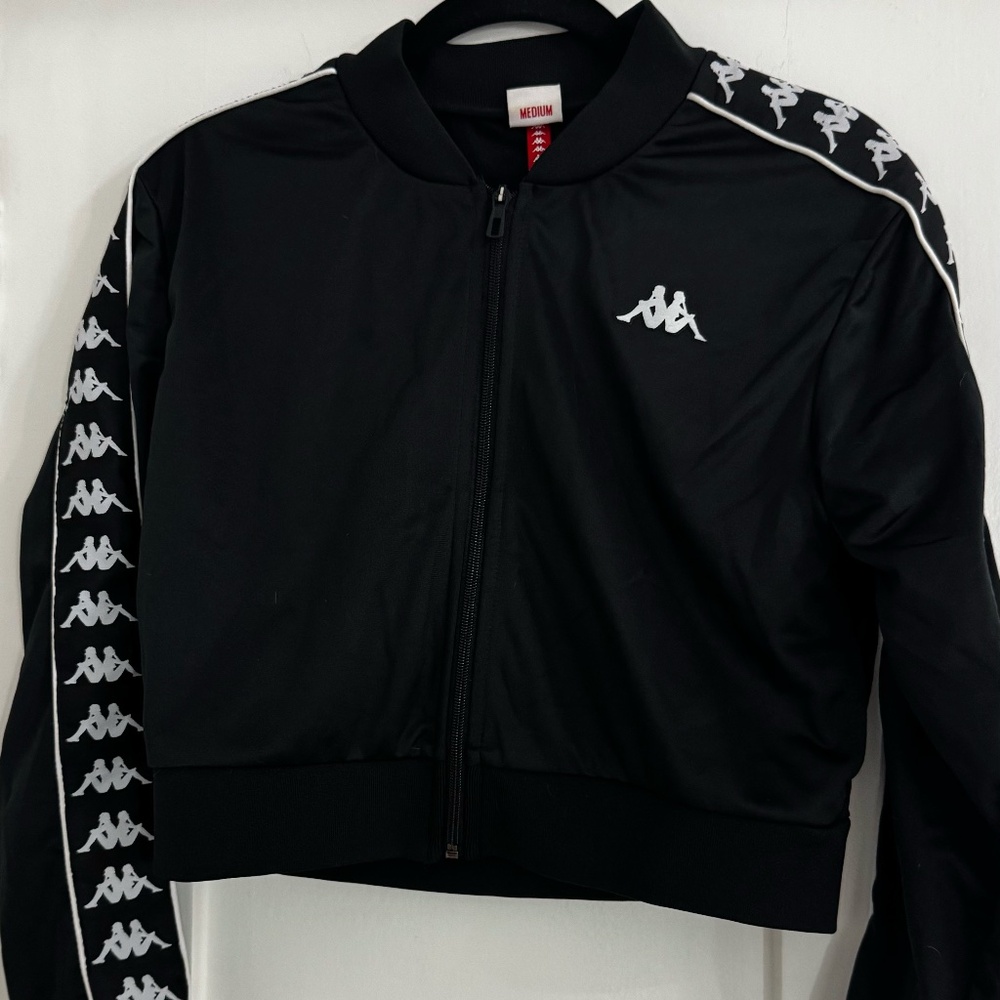 Women's Kappa Track Jacket Cropped Black Medium